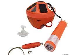 GRIPPY: grippiale leggero e compatto, con cima autoavvolgente in trecciato ultraresistente e illuminazione notturna automatica a ricarica solare